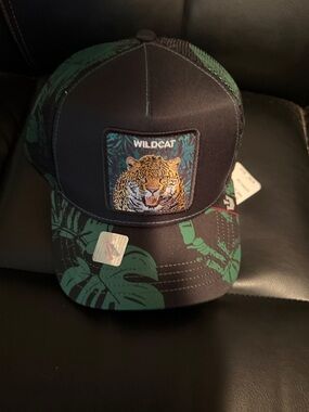 Wildcat Men’s Black & Green Tropical Patch Trucker Hat
